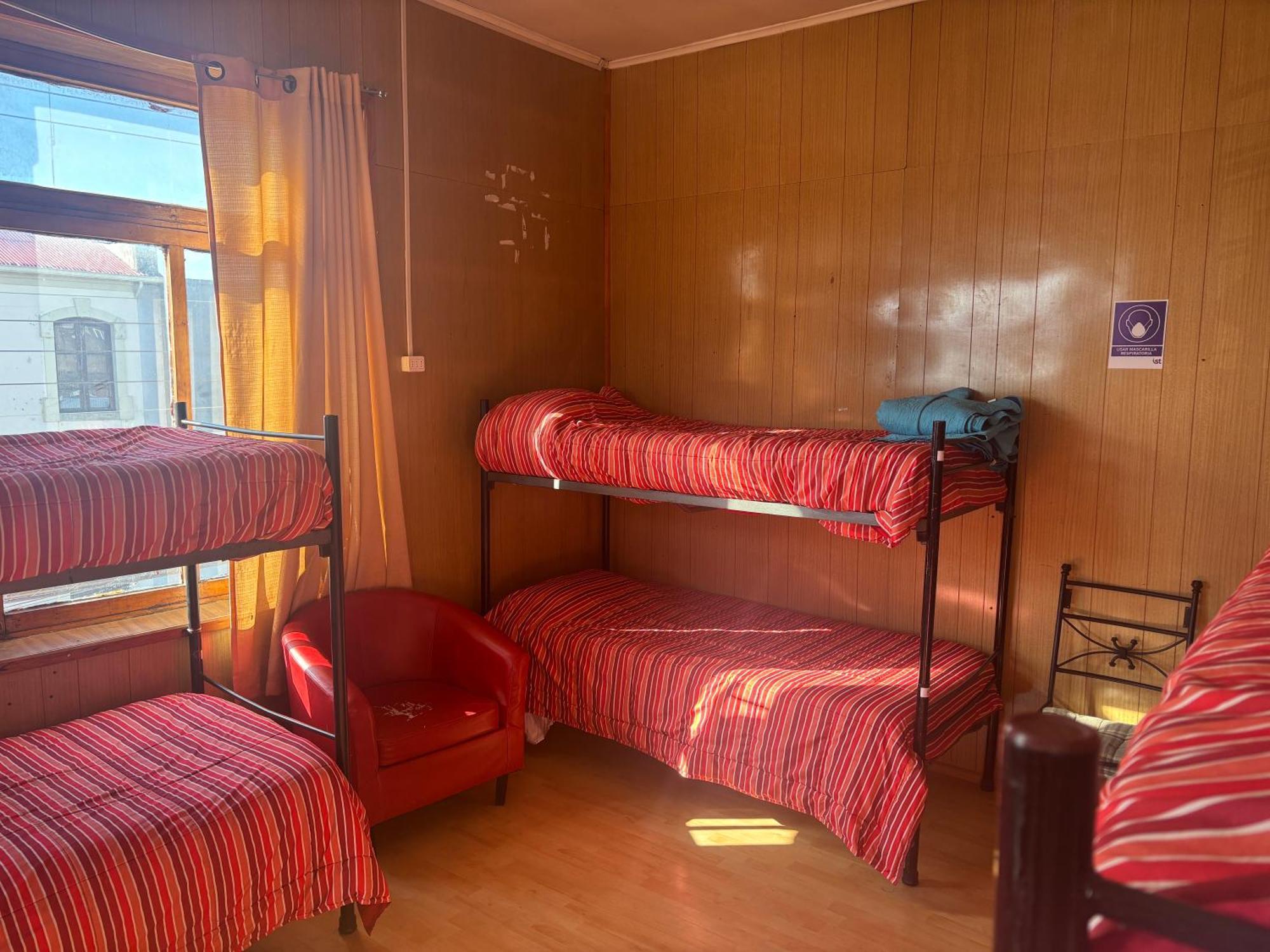 Hostel La Morenita Punta Arenas Exterior photo